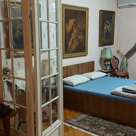 Michael's Classy Belgrad